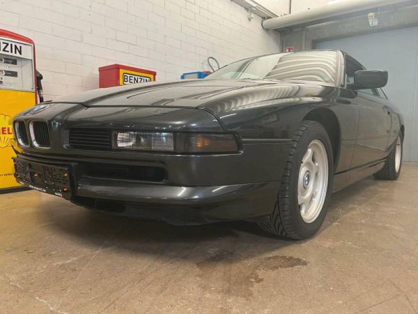 BMW 850i 1990