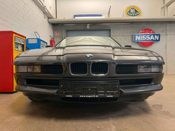 BMW 850i 1990 100370