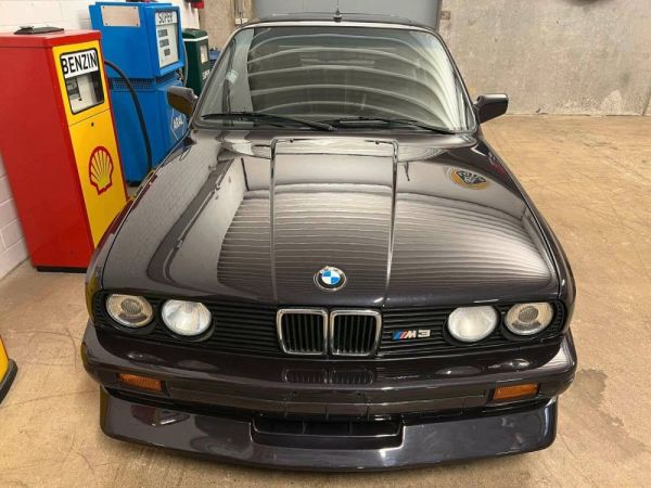 BMW M3 1989 106040