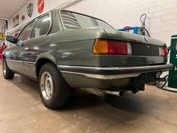 BMW 323i 1981 108021