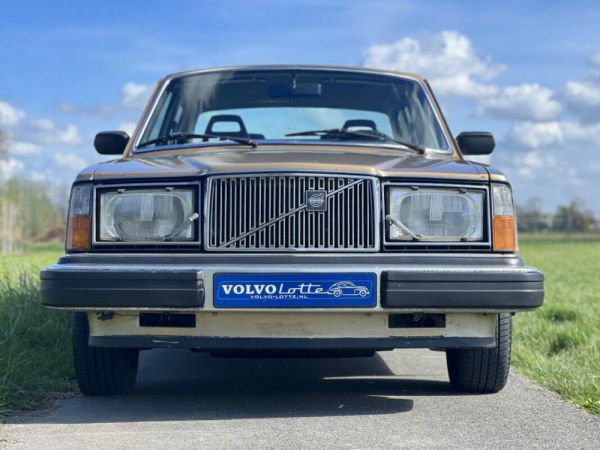 Volvo 264 1979 51668