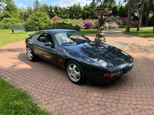 Porsche 928 GT 1990