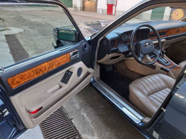 Jaguar Sovereign 3.6 1988 9745