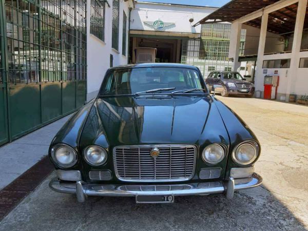 Jaguar XJ 6 4.2 1970 9752