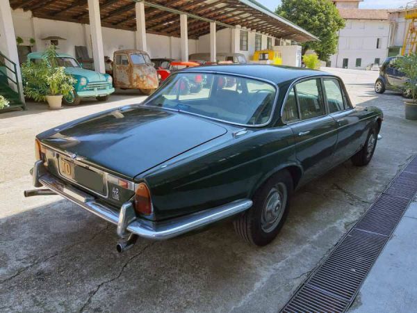 Jaguar XJ 6 4.2 1970 9753