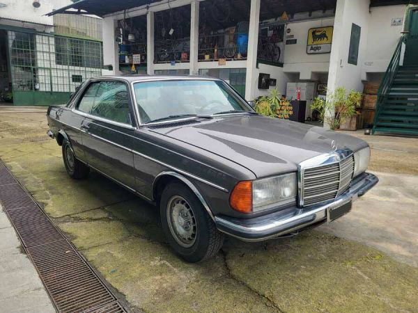 Mercedes-Benz 280 CE 1983 9896