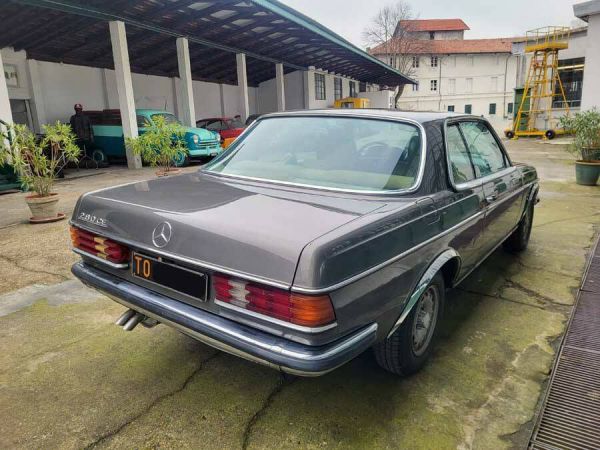 Mercedes-Benz 280 CE 1983 9898