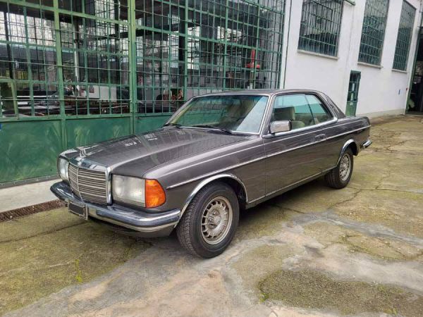 Mercedes-Benz 280 CE 1983 9903