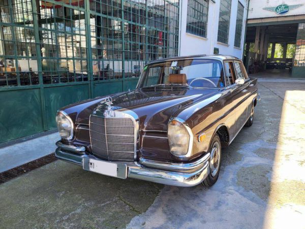 Mercedes-Benz 220 S b 1965 9907