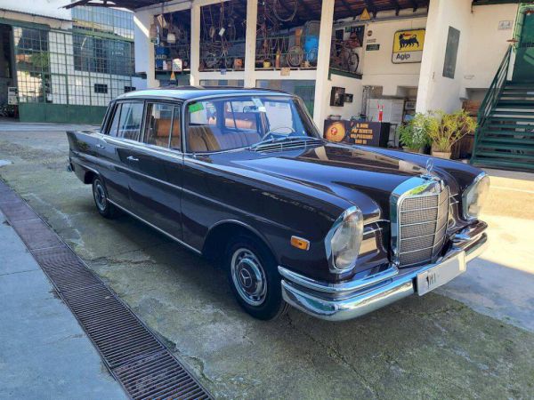 Mercedes-Benz 220 S b 1965 9909