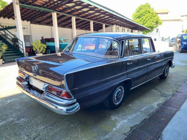 Mercedes-Benz 220 S b 1965 9910