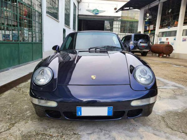 Porsche 911 Carrera 2 1992 10028