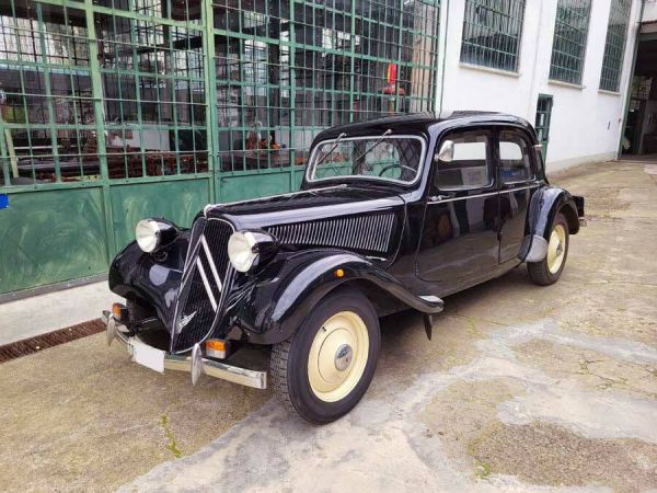 Citroën Traction Avant 11 BL 1952 74088