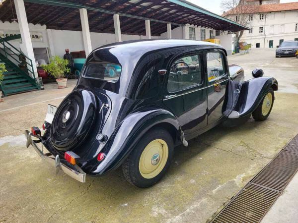 Citroën Traction Avant 11 BL 1952 74093