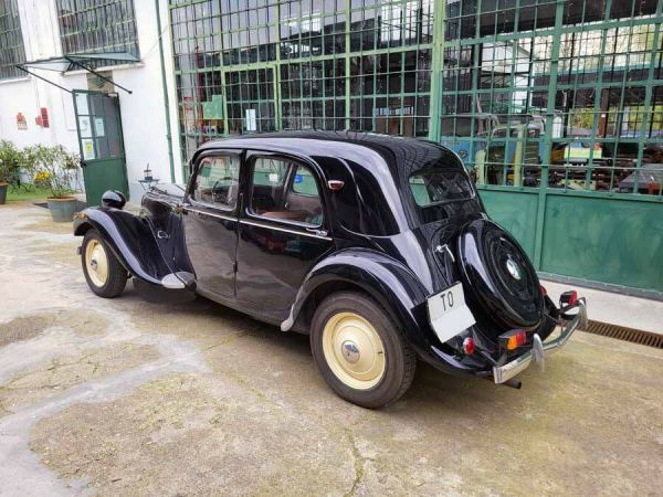 Citroën Traction Avant 11 BL 1952 74097