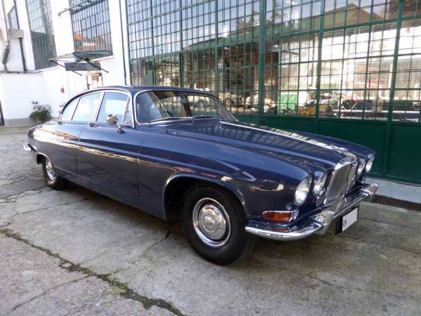 Jaguar Mk X 3.8 1964 77502