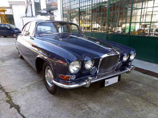 Jaguar Mk X 3.8 1964 77503