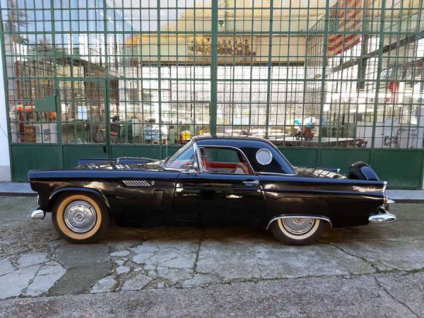 Ford Thunderbird 1956