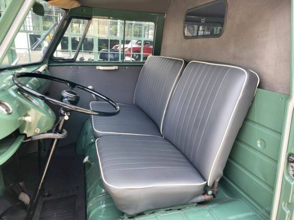 Volkswagen T1 panel van 1964 108396