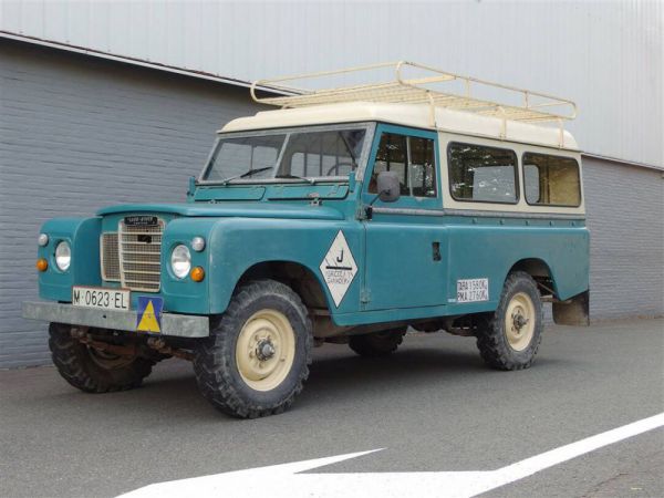 Land Rover 109 1981