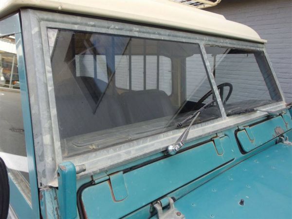 Land Rover 109 1981 50986