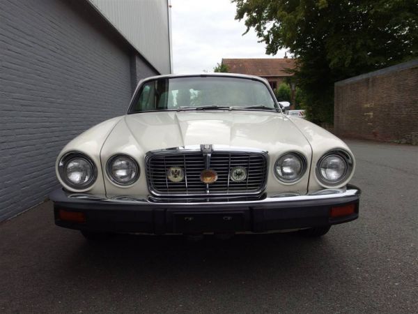 Jaguar XJ 6 C 4.2 1976 51008