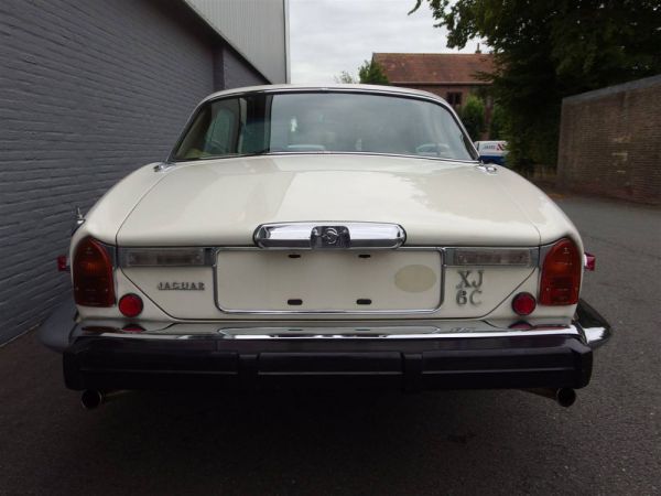 Jaguar XJ 6 C 4.2 1976 51009