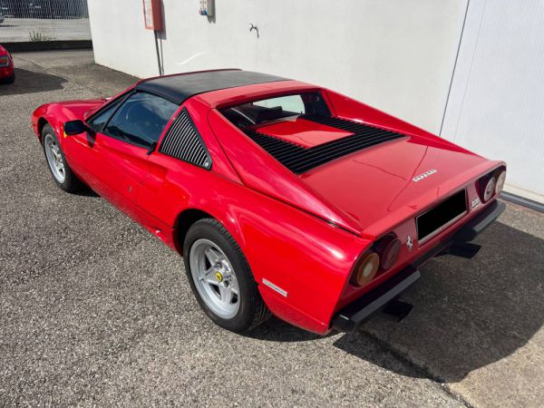 Ferrari 208 GTS Turbo 1987 55772