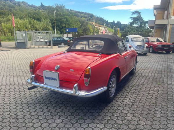 Alfa Romeo Giulia 1600 Spider 1963