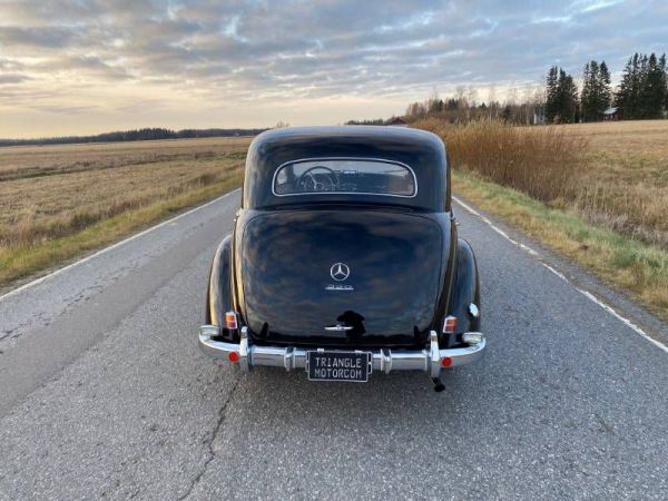 Mercedes-Benz 220 1952 50680