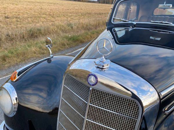 Mercedes-Benz 220 1952 50683