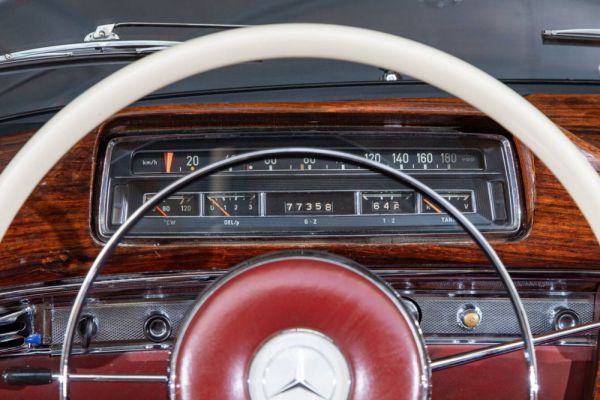 Mercedes-Benz 220 SE Cabriolet 1960 56394