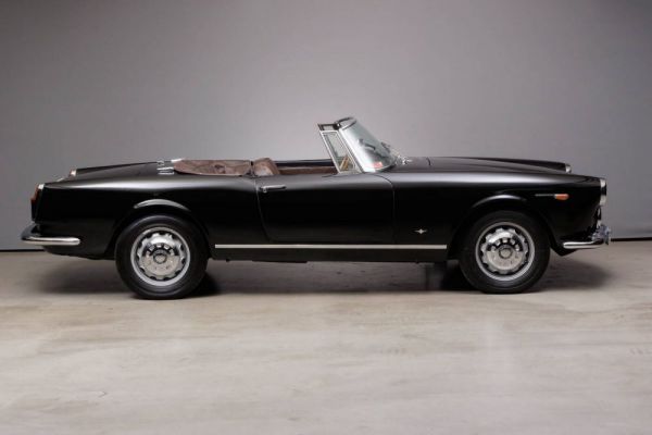 Alfa Romeo 2600 Spider 1963 56461