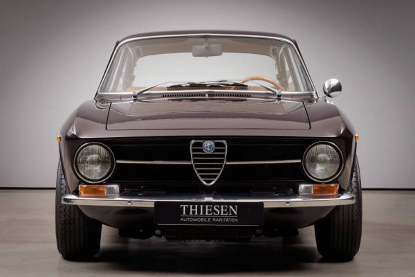 Alfa Romeo Giulia GT 1300 Junior 1973