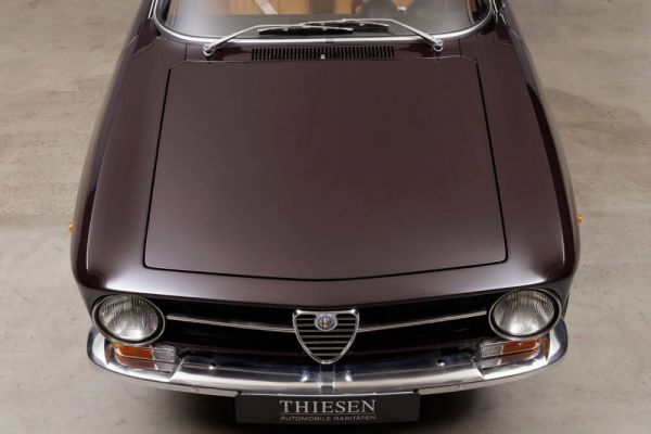 Alfa Romeo Giulia GT 1300 Junior 1973 56469