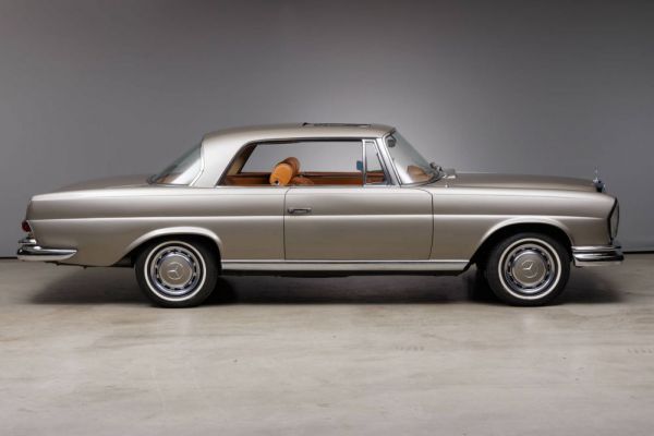 Mercedes-Benz 280 SE 1968 56629