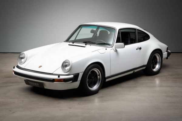 Porsche 911 Carrera 3.0 1977