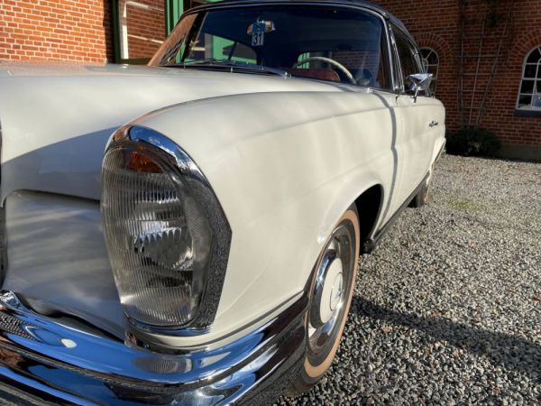 Mercedes-Benz 220 SE b 1963 50487