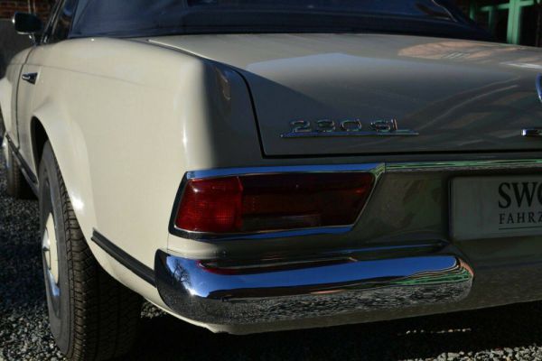 Mercedes-Benz 230 SL 1966 50505