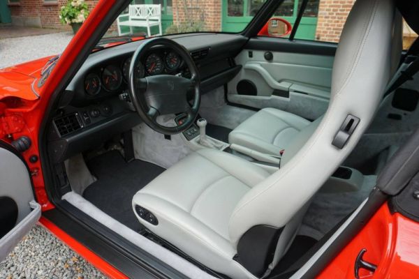 Porsche 911 Carrera 1995 107144