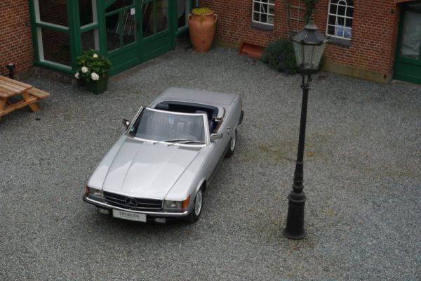 Mercedes-Benz 280 SL 1983 107173