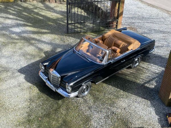 Mercedes-Benz 280 SE 1968 107209