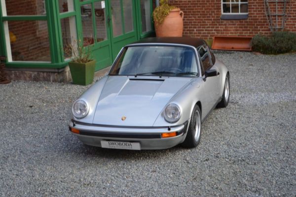 Porsche 911 Carrera 2.7 1975