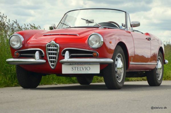 Alfa Romeo Giulia 1600 Spider 1964 49590