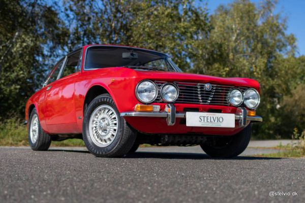 Alfa Romeo 2000 GT Veloce 1973