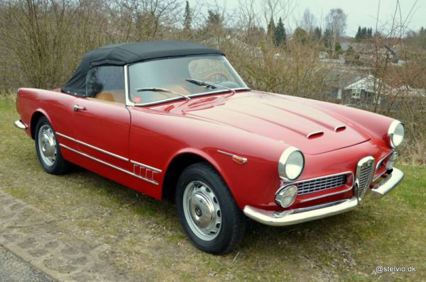 Alfa Romeo 2000 Spider 1960 94692