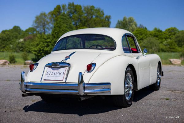 Jaguar XK 150 FHC 1958 94711