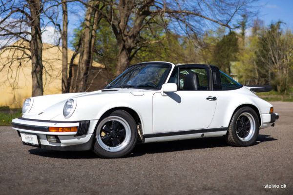 Porsche 911 Carrera 3.2 1984 94807