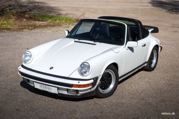 Porsche 911 Carrera 3.2 1984 94809