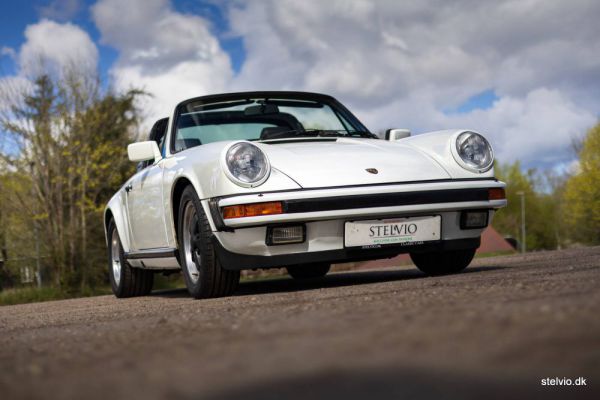 Porsche 911 Carrera 3.2 1984 94813